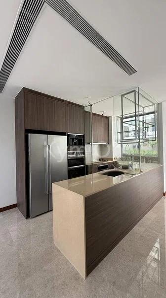 5 Bed Cluster House (Landed) for Sale in  Greenwood Mews - Image 6